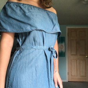 DENIM OFF-SHOULDER DRESS